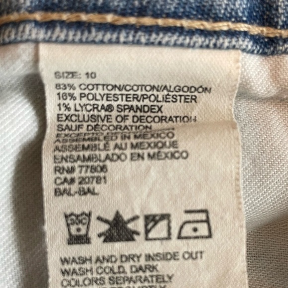 Tommy Hilfiger Women’s Capri Jeans Size 10 Medium Wash Stretch Cotton Y2K 90s - Picture 7 of 12